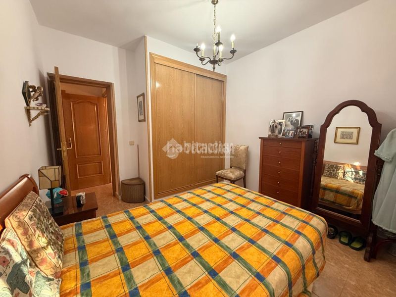 Foto b6bf575d-66e9-4083-8d98-ca149e7097ee. Casa amb calefacció aparcament a Ribatejada