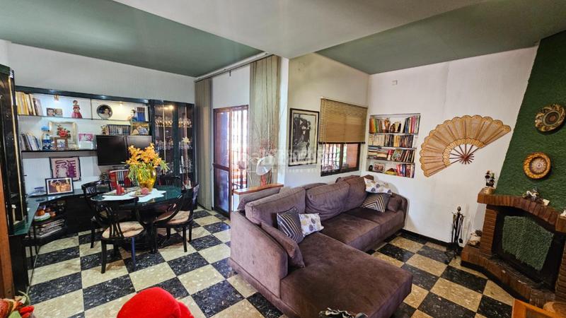 Foto 877f506c-30e1-44f7-9ea4-ed15d7d9f3b3. Casa amb calefacció aparcament piscina a Puertosol Málaga