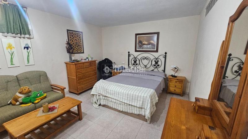 Foto ed98b186-6c5f-4f2e-9f94-85b70ed18035. Casa amb calefacció aparcament piscina a Puertosol Málaga