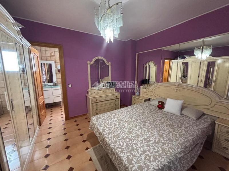 Foto 4dfcfd44-cf43-4581-ba14-8371c2361f7b. Casa pareada casa en venta en Los Almendros - El Limonero - El Tomillar Málaga