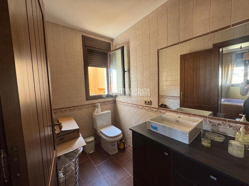 Foto 5aa97a6a-10b3-4de9-8c66-ffc3defbca00. Casa pareada casa en venta en Fuente Alegre - El Chaparral - Los Morales Málaga