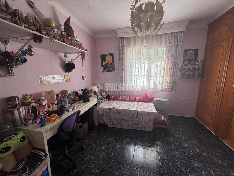 Foto 3fcb018a-f1a5-4550-ab1e-6de0836f1ce3. Maison jumelée dans Fuente Alegre - El Chaparral - Los Morales Málaga