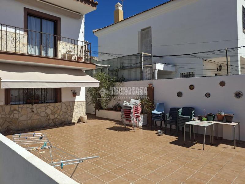 Foto 0cd407d6-d488-4028-8128-b6a0caaa69df. Casa bifamiliare in Fuente Alegre - El Chaparral - Los Morales Málaga