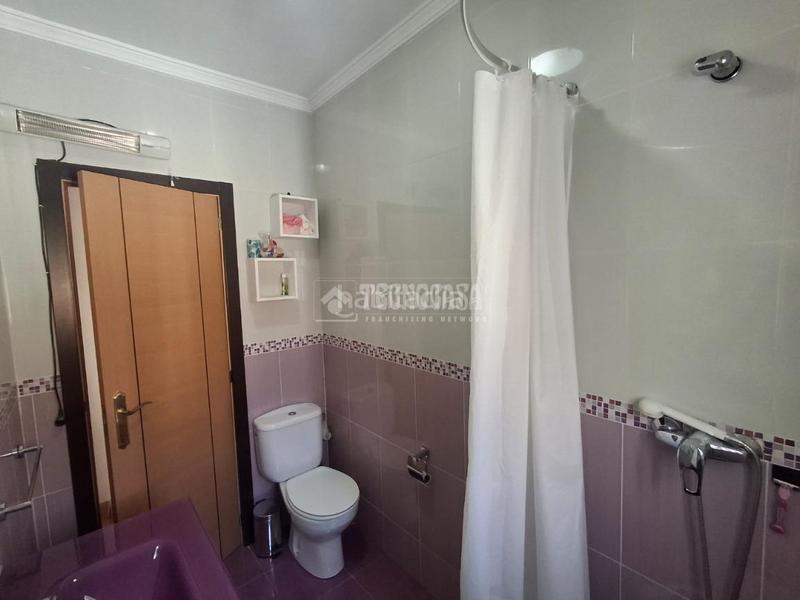 Foto 1c4a6915-ff22-43cd-87af-69319c4d6fe6. Casa bifamiliare in Fuente Alegre - El Chaparral - Los Morales Málaga