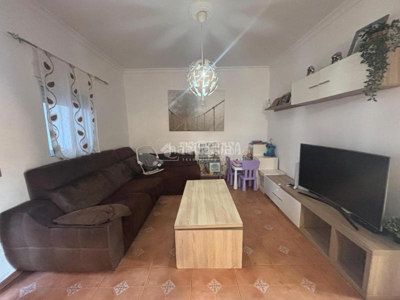 Foto 2f2de47b-6f55-4791-b16c-c58802f31966. Maison avec chauffage parking dans Santa Isabel Málaga