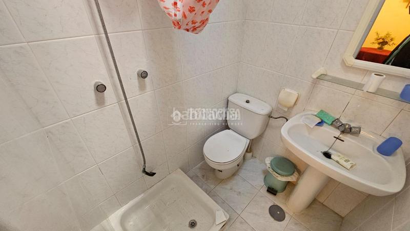 Foto 721050f2-89a7-45e6-9473-743341fc4cb1. Casa pareada casa en venta en Carratraca