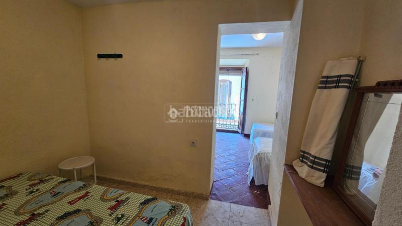 Foto 932c2267-b1ef-4ec5-89f5-986ad54fbe7a. Casa pareada casa en venta en Carratraca