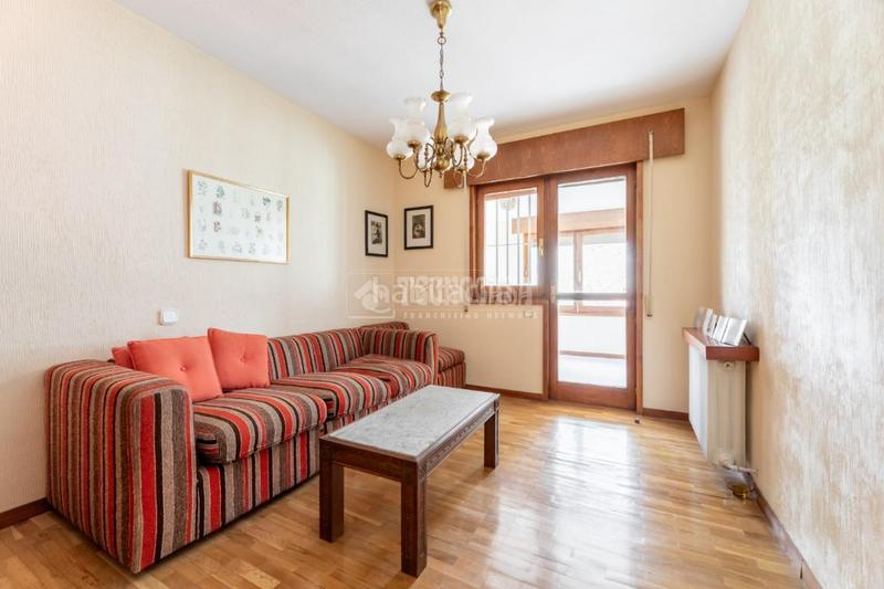 Foto 4262c2a7-0c52-46e7-93c3-07801eedba70. Casa con riscaldamento parcheggio piscina in Los Robles Torrelodones