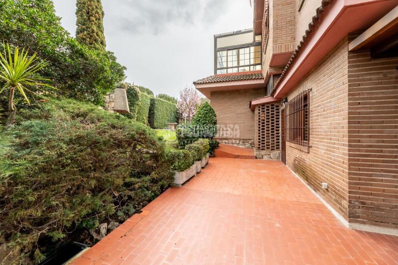 Foto 95d12404-7340-4f7c-94c1-ab21cbfb0a05. Casa con riscaldamento parcheggio piscina in Los Robles Torrelodones