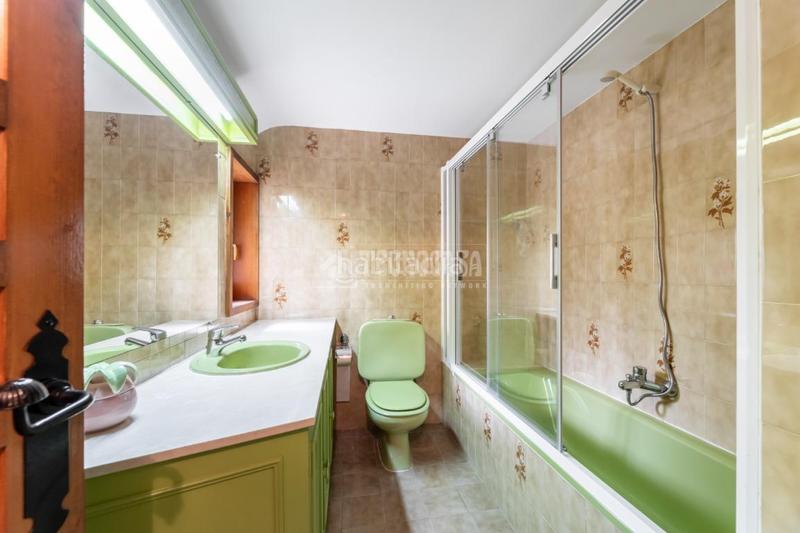 Foto cabad804-5c7a-4214-a288-a176fe7a5a9a. Casa con riscaldamento parcheggio piscina in Los Robles Torrelodones