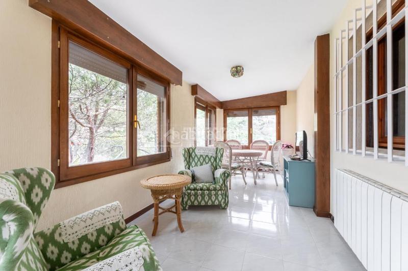 Foto cc91ff7d-2495-4d9a-af57-cb4bd89750e6. Casa con riscaldamento parcheggio piscina in Los Robles Torrelodones