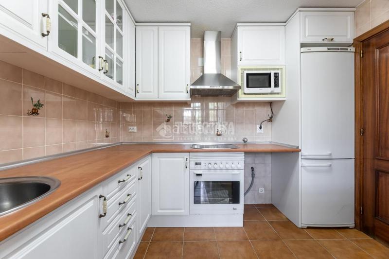 Foto d5e6e372-5372-40ff-bae8-3d75dbba1e9a. Casa pareada casa en venta en Colonia Torrelodones