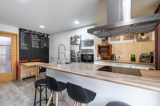 Casa aparellada a Casco Antiguo. Casa en venta en torrelodones