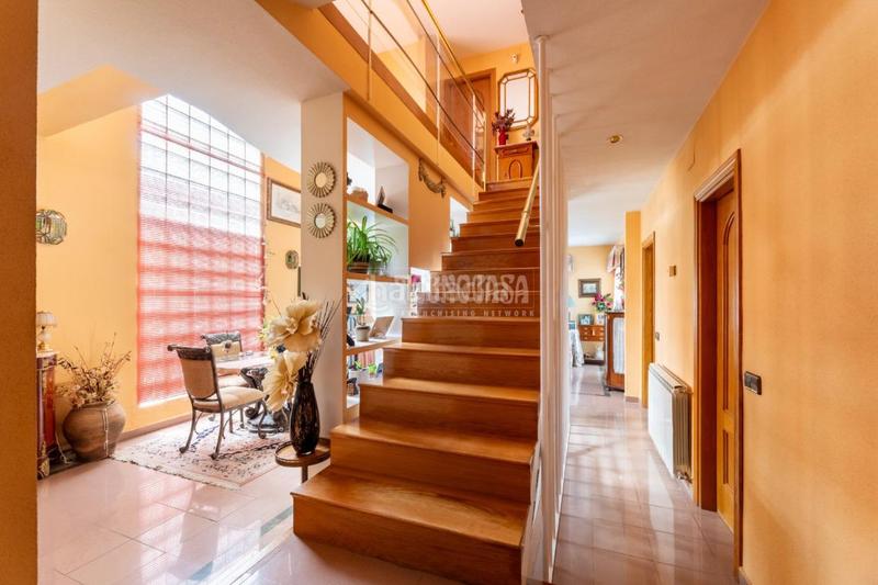 Foto 01d03f8c-4ee8-48c2-8b25-f74c947b1fae. Casa pareada casa en venta en Casco Antiguo Torrelodones