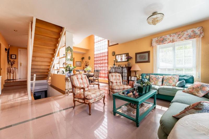 Foto 0e58849e-e2ac-4bcc-926b-74e378c6c840. Casa pareada casa en venta en Casco Antiguo Torrelodones