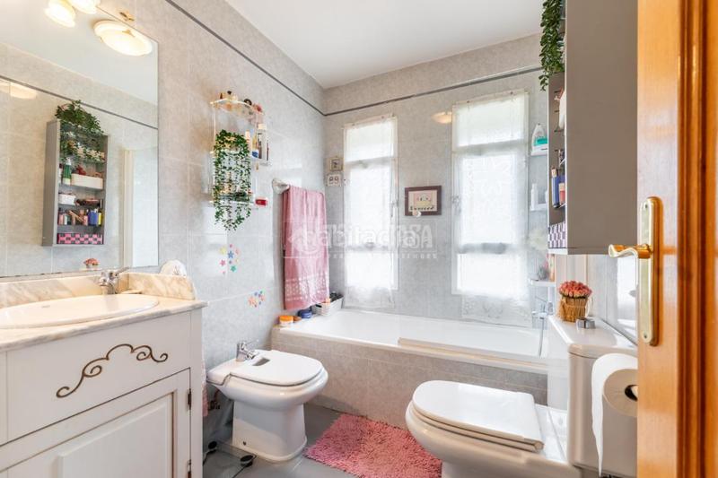 Foto 1e7477dc-6477-46ad-8b00-cd4f34be9162. Casa pareada casa en venta en Casco Antiguo Torrelodones