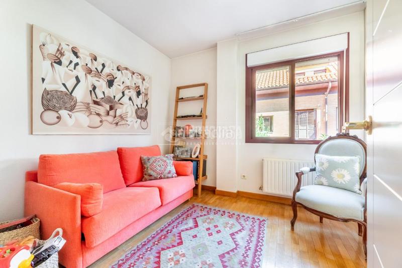 Foto 3257ec40-5712-4f46-9569-e8c954ff6c63. Casa pareada casa en venta en Casco Antiguo Torrelodones