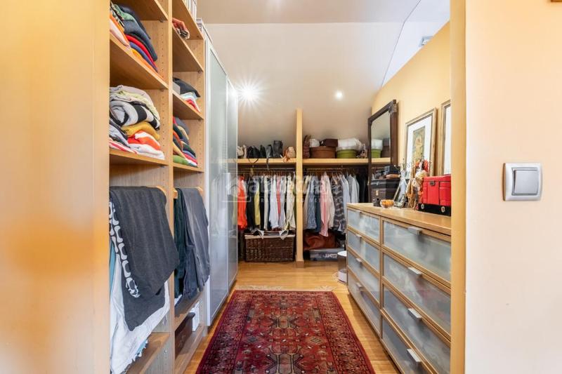 Foto b83427b9-4214-48c9-9331-29cdc71a2fec. Casa pareada casa en venta en Casco Antiguo Torrelodones