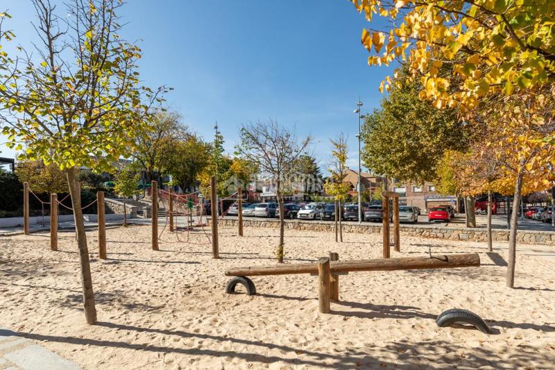 Foto bf35f584-4d3d-4407-b025-01545b1aee80. Local commercial avec chauffage dans Casco Antiguo Torrelodones