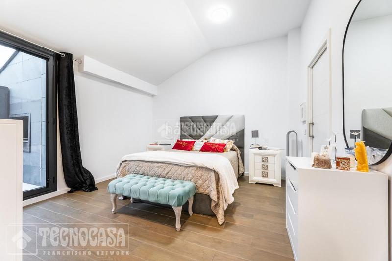 Foto afede9dc-256a-4984-9bd7-2341c79a3136. Appartamento con riscaldamento parcheggio in Los Robles Torrelodones