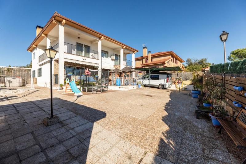 Foto b50c47e9-72b6-4196-b2cc-03c50f4a561f. Casa con riscaldamento parcheggio in Los Ángeles-Jarandilla Torrelodones