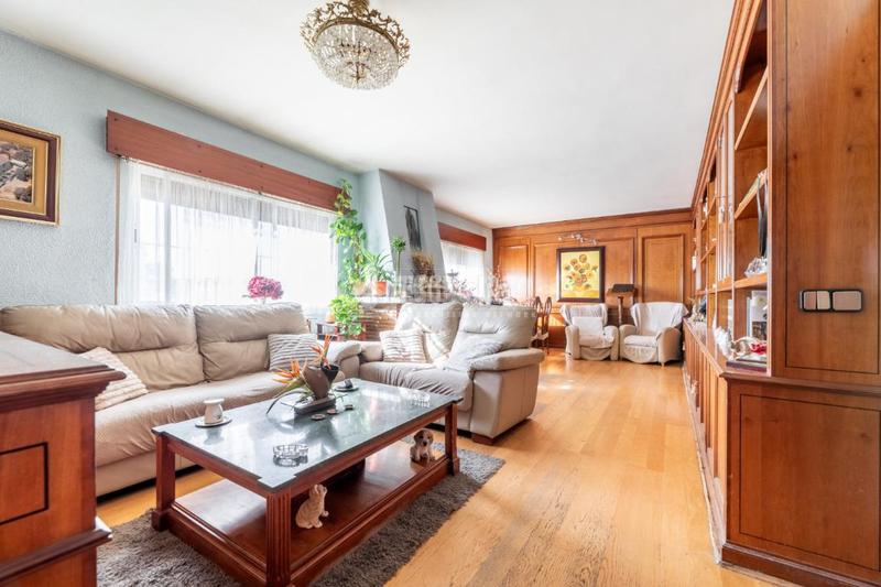 Foto d0eb1c0d-49f0-4aef-8c64-1fa3aa7d97ec. Casa con riscaldamento parcheggio in Los Ángeles-Jarandilla Torrelodones