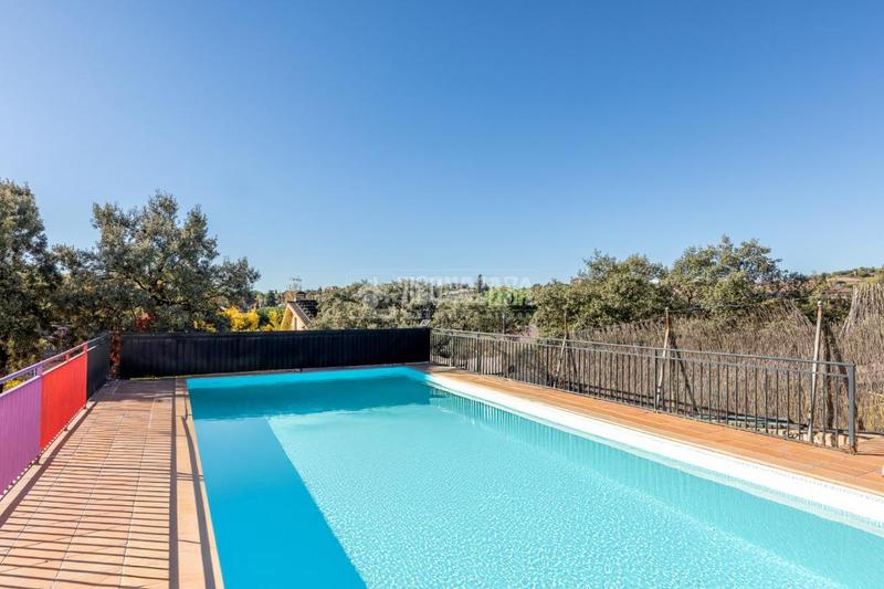 Foto fae4d6a8-5293-4531-b0df-26157d227696. Casa con riscaldamento parcheggio in Los Ángeles-Jarandilla Torrelodones