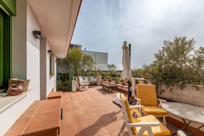 Foto 3b2c8ab4-edb4-42f1-aebf-cbe096e0178e. Casa amb calefacció aparcament piscina a Colonia Torrelodones