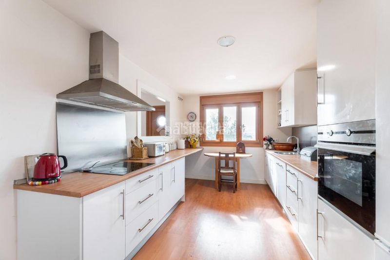 Foto 80c6e920-0fd4-4ca1-bf39-80a242af759f. Casa amb calefacció aparcament piscina a Colonia Torrelodones