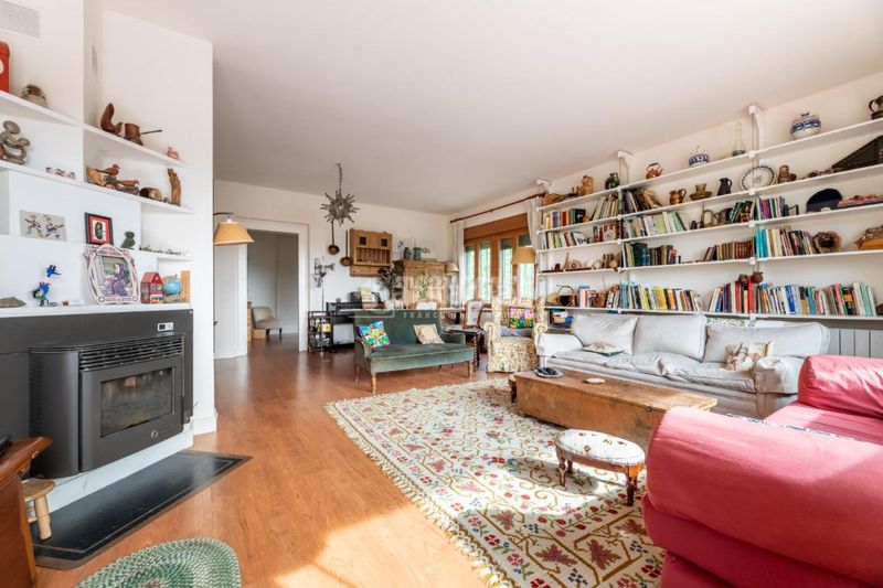 Foto d04f6f07-e709-4cf7-85a3-5328ed43d954. Casa amb calefacció aparcament piscina a Colonia Torrelodones