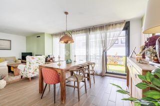 Etagenwohnung in Los Robles. Piso en venta en torrelodones