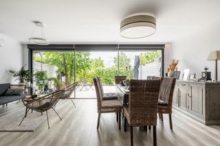 Doppelhaus in Centro Comercial-Hospital. Casa en venta en torrelodones