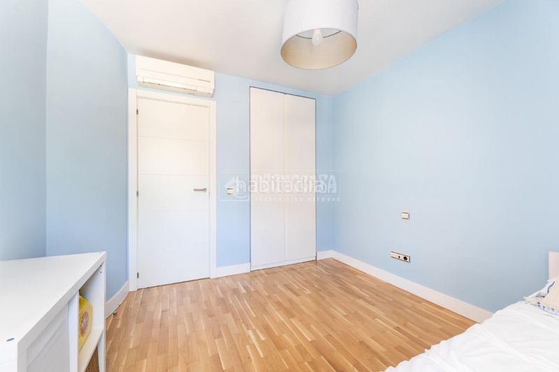 Foto 4307c76f-5d39-42f9-a058-a05ff3fd4c82. Flat with heating pool in Casco Antiguo Torrelodones