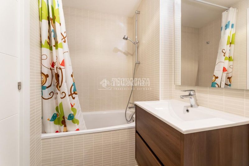 Foto d28e5996-5683-4303-b1a3-8affe231cc86. Flat with heating pool in Casco Antiguo Torrelodones