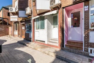Local Comercial en Colonia. Local comercial en venta en torrelodones