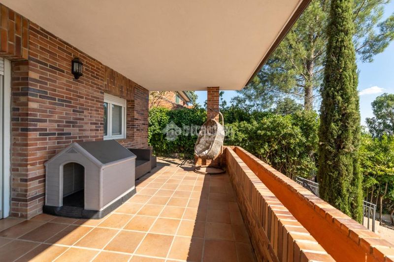 Foto 3a7f09e3-4c47-4b6d-b33b-a90231be0089. Casa amb calefacció aparcament a Las Marías Torrelodones