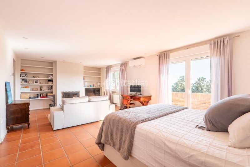 Foto cbc83a1e-b1bc-4d21-8a87-2061385f26bc. Casa amb calefacció aparcament a Las Marías Torrelodones