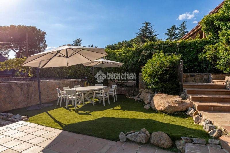 Foto ee4f1440-fe0c-4f83-ba48-a44e46620ef2. Casa amb calefacció aparcament a Las Marías Torrelodones