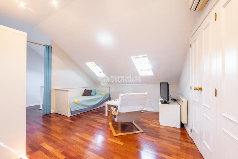 Foto ca62efcd-1717-4605-83d0-7586d14d0cf5. Pis a Colonia Torrelodones