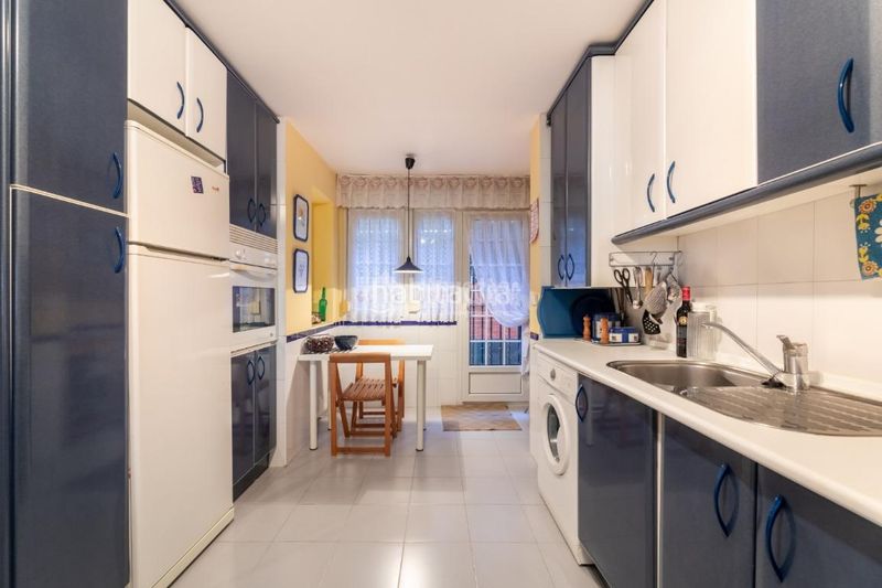Foto c4c26f51-f284-4732-8a8e-667e48a15712. Casa aparellada amb calefacció aparcament a Centro Comercial-Hospital Torrelodones