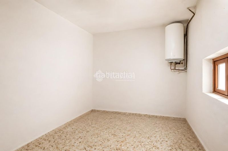 Foto 1f65d5fa-160c-4420-874e-7915b8a73e44. Casa aparellada amb calefacció aparcament piscina a Torrelodones