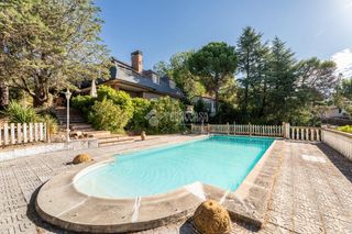 Haus in Los Robles. Casa en venta en torrelodones