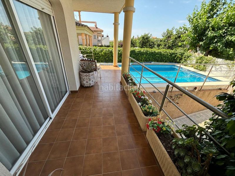 Foto 4936938e-47ac-495e-bf3f-11c557e37632. Casa amb calefacció aparcament piscina a Santa Maria-l´Eixample-Sud Sumella Cubelles