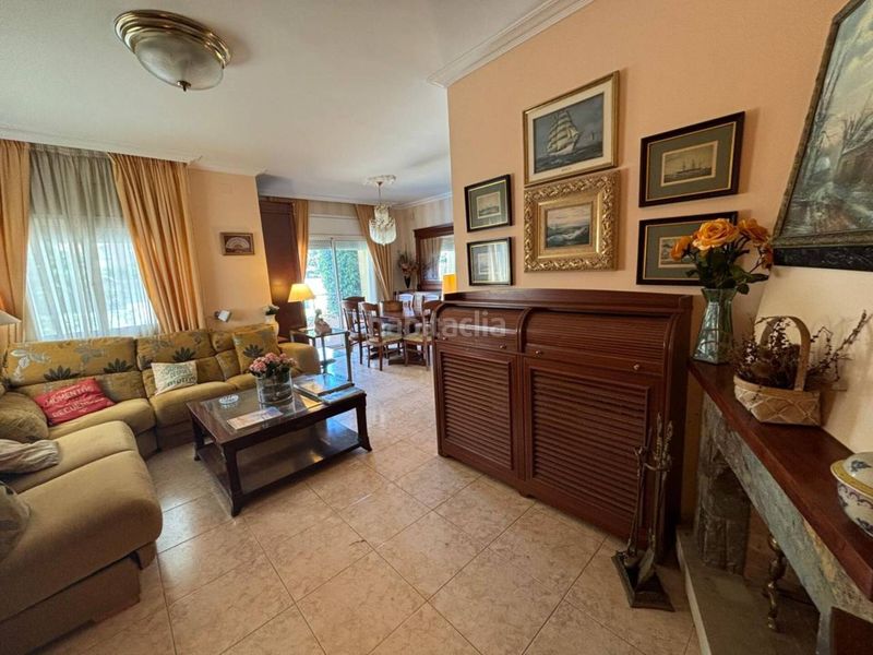 Foto ceeb8371-1f28-4acc-9f66-39cdc7c2aaa2. Casa amb calefacció aparcament piscina a Santa Maria-l´Eixample-Sud Sumella Cubelles