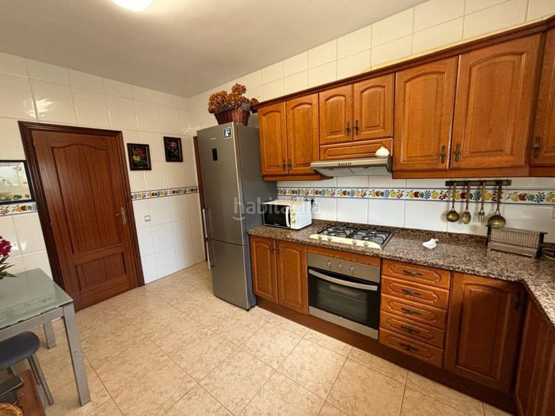 Foto ee2fc463-4f59-43f1-9e37-c287c2abdf1d. Casa amb calefacció aparcament piscina a Santa Maria-l´Eixample-Sud Sumella Cubelles