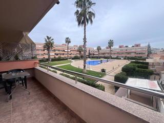 Pis a Les Salines-Pla de Sant Pere. Piso con pk junto al mar y con piscina comunitaria!