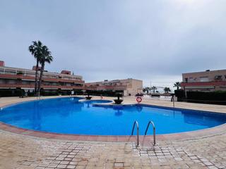 Flat in Les Salines-Pla de Sant Pere. Piso con pk junto al mar y con piscina comunitaria!