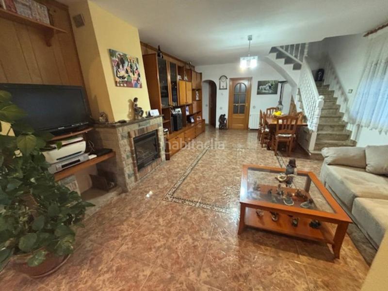 Foto 00e7c6c1-3402-4806-9ea0-9f063dd70433. Casa amb calefacció aparcament a Cunit residencial Cunit