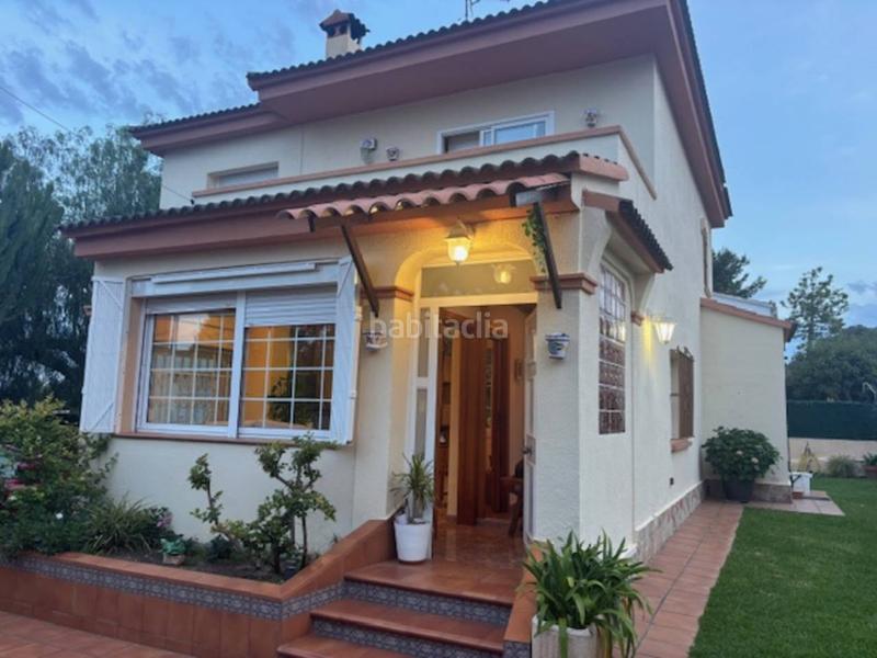 Foto b9d428ec-adc2-47e4-b06a-feafbd70f9dc. Casa amb calefacció aparcament a Cunit residencial Cunit