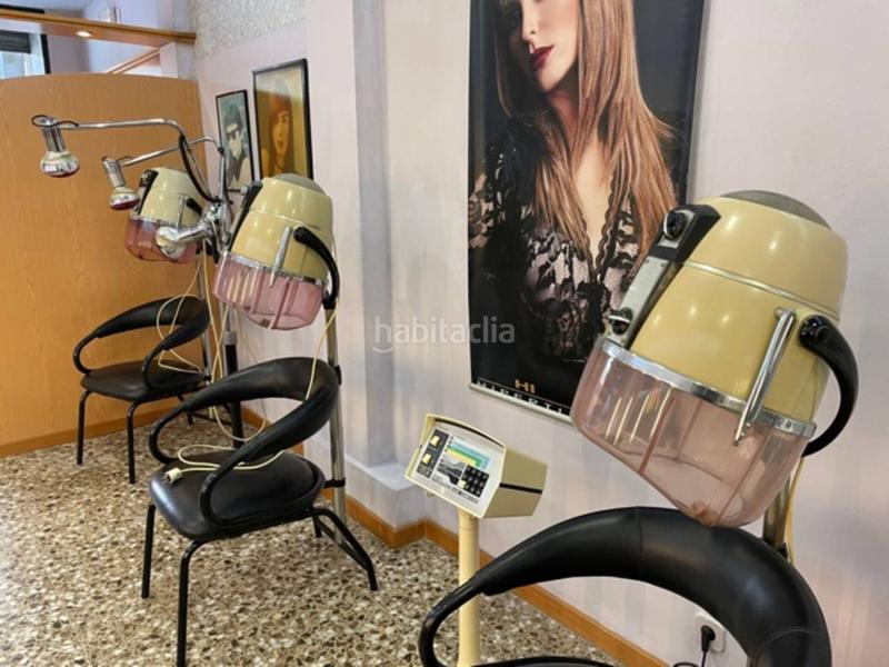 Foto 53ba9e53-d69a-4137-90d2-6e8868216d24. Location local commercial dans Sant Joan Vilanova i la Geltrú